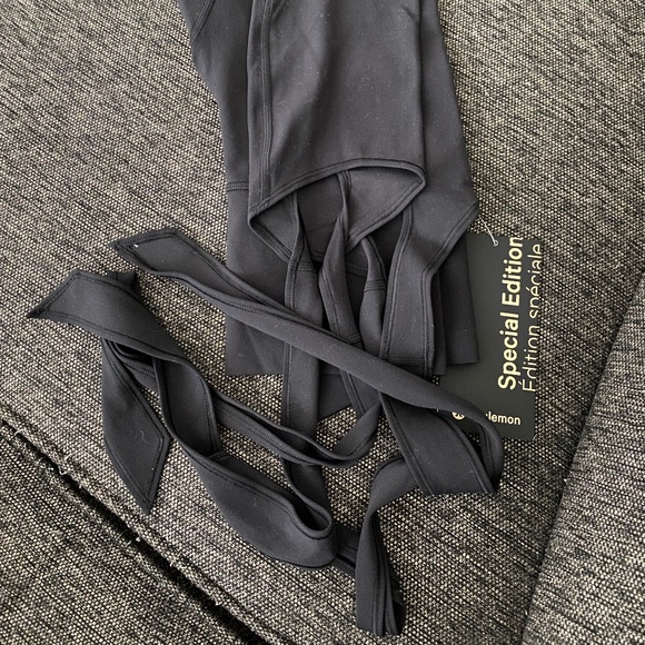 Lululemon Align HR Crop 21" *Love Knot - Picture 4 of 4